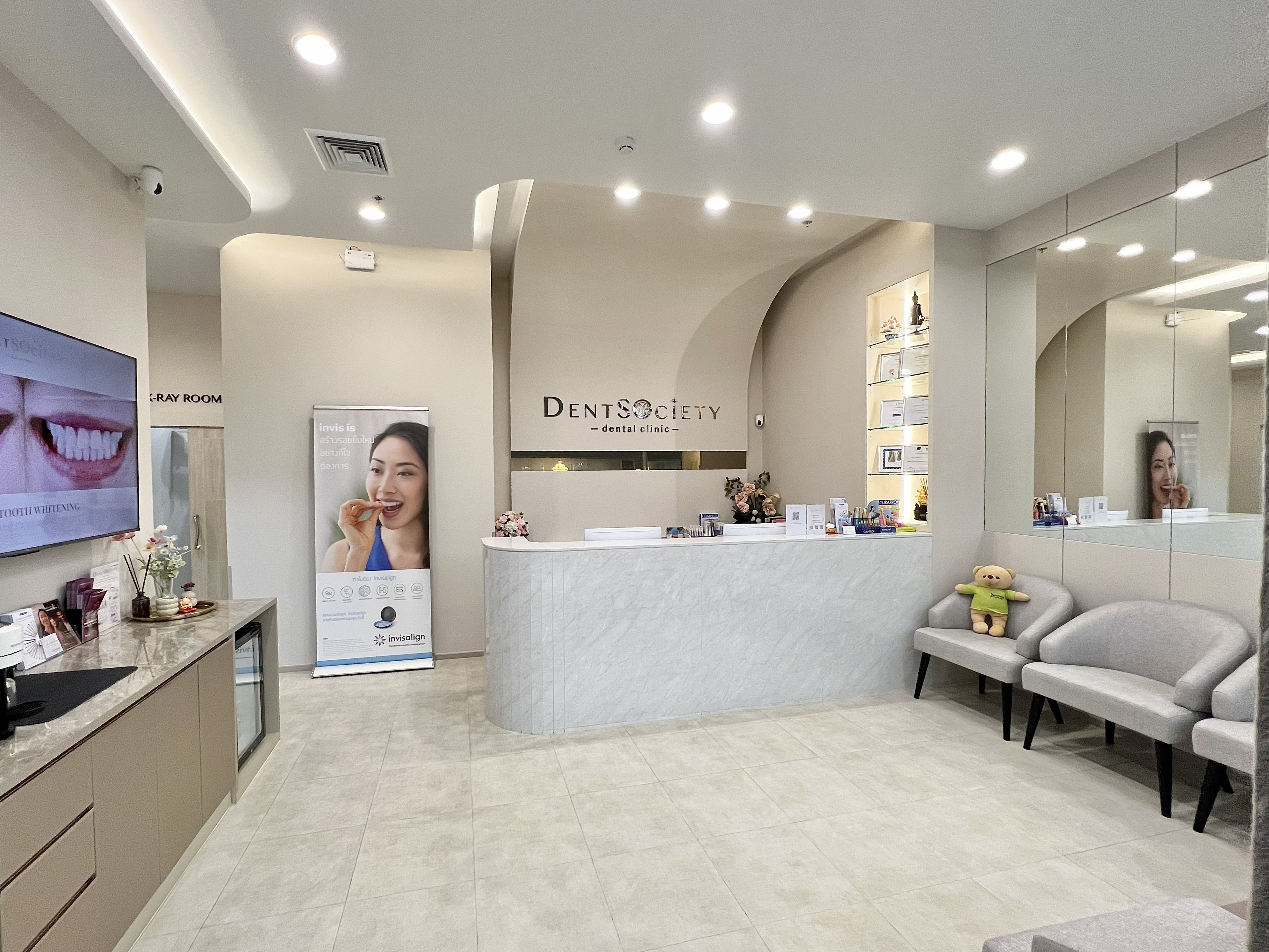 DentSociety Thonglor Cozy Atmosphere